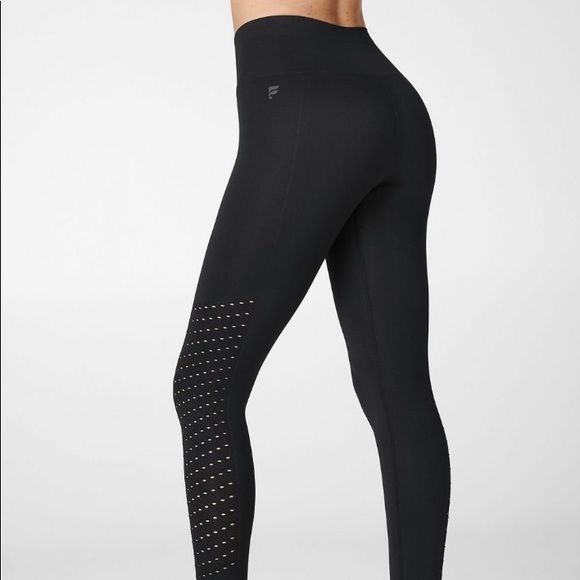 Fabletics, High-Waisted, Perforated 7/8 Legging - Picture 4 of 9